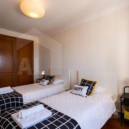 Lina's House By Acasadascasas Hébergement de vacances *