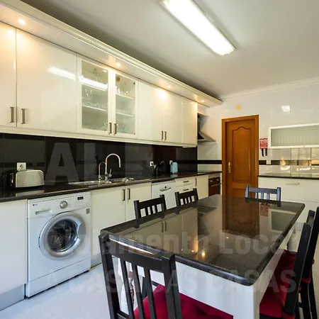 Holiday home Lina's House By Acasadascasas